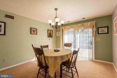 490 Lyman Ave, Womelsdorf, PA 19567 - photo 6