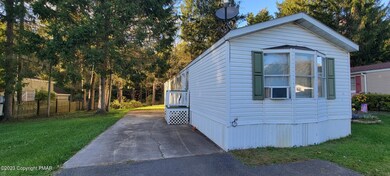 193 Oak Run Ln, Stroudsburg, PA 18360 - photo 3