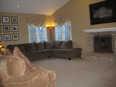 897 Wedgewood Dr, Marysville, OH 43040 - photo 5