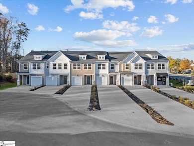 413 W Parima Ct, Spartanburg, SC 29301 - photo 3