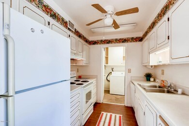 17644 N 102nd Dr, Sun City, AZ 85373 - photo 4