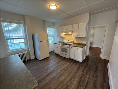 8 Bridge St unit 1, Newport, RI 02840 - photo 5