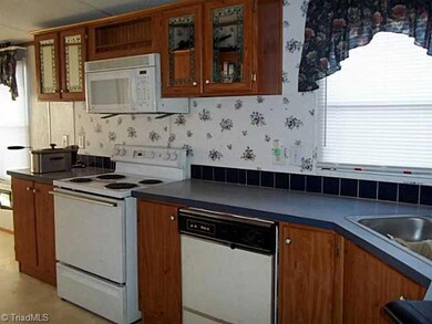 1378 Burney Rd, Asheboro, NC 27205 - photo 4