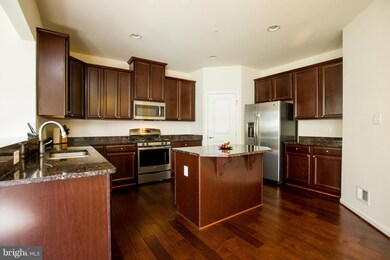 10380 Stewards Chance Ln, White Plains, MD 20695 - photo 6