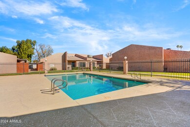 629 N Mesa Dr unit 9, Mesa, AZ 85201 - photo 4