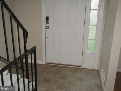 134 Daimler Dr unit 7, Capitol Heights, MD 20743 - photo 2