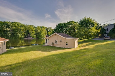 473 N Shore Dr, Lenhartsville, PA 19534 - photo 3