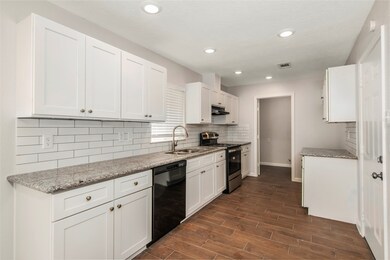 5922 Patridge Dr, Pearland, TX 77584 - photo 7