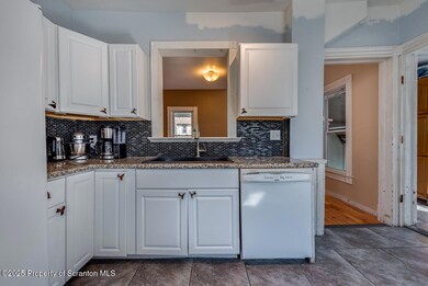 30 Oak St, Nicholson, PA 18446 - photo 4