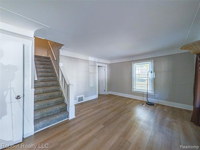 306 Whittemore St, Pontiac, MI 48342 - photo 2