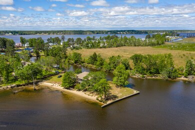 938 E Bayside-19