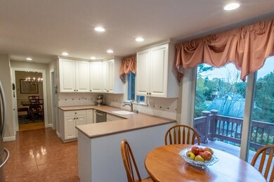 120 Lexington Ave, Needham Heights, MA 02494 - photo 2