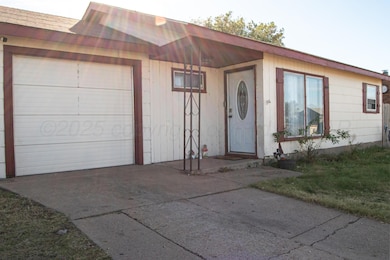 1001 Bowman Dr, Borger, TX 79007 - photo 2