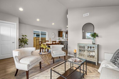 Argent_Living Room