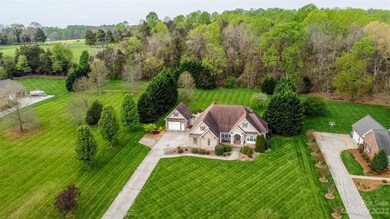 137 Natures Trail, Statesville, NC 28625 - photo 4