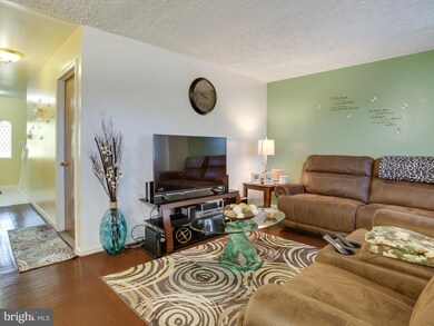 7403 Walker Mill Dr, Capitol Heights, MD 20743 - photo 5