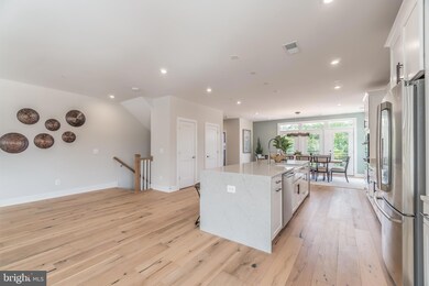 1706 Bandit Loop, Reston, VA 20190 - photo 4