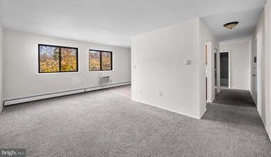 201 1/2 Philadelphia Pike unit 108, Wilmington, DE 19809 - photo 2