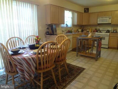 5904 Lottie Place, Clinton, MD 20735 - photo 5