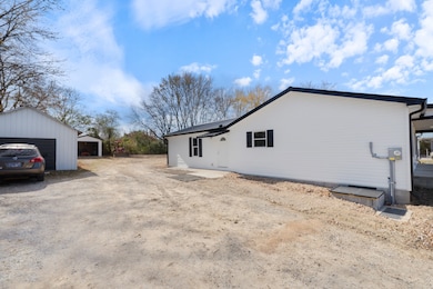 654 W Main St, Hohenwald, TN 38462 - photo 3