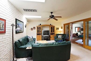 5328 E Pinchot Ave, Phoenix, AZ 85018 - photo 4