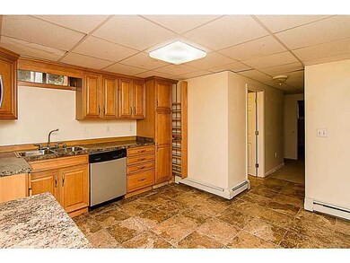 105 Fillmore St, Pawtucket, RI 02860 - photo 4