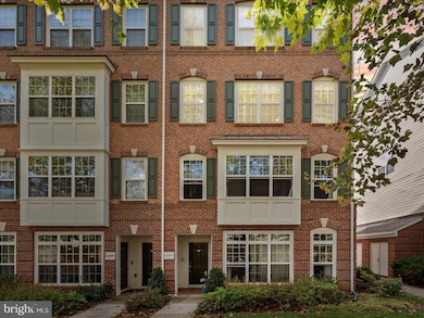 19264 Koslowski Square, Leesburg, VA 20176 - photo 2