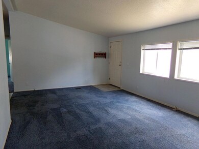 4647 Winter Ave unit 12, Klamath Falls, OR 97603 - photo 4