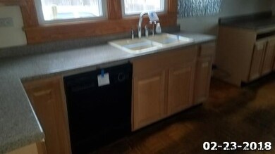 614 Hoosick Rd, Troy, NY 12180 - photo 2