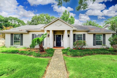 1022 Cheshire Ln, Houston, TX 77018 - photo 3