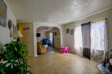 9757 Blackwell Rd, Central Point, OR 97502 - photo 5