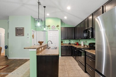 96017 Graylon Dr, Yulee, FL 32097 - photo 7