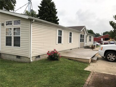 723 S Woodward St, Lapel, IN 46051 - photo 4