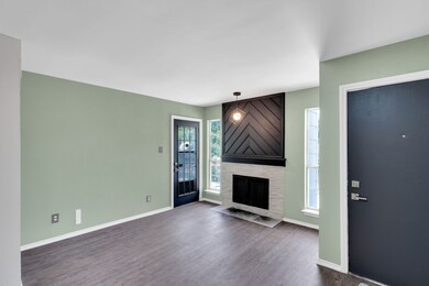 3206 S Fielder Rd unit 209, Arlington, TX 76015 - photo 6