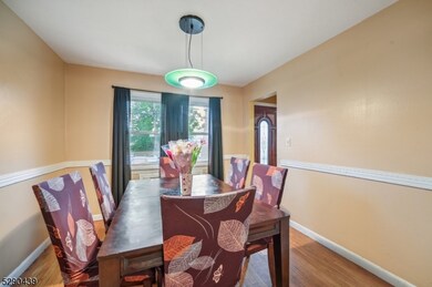 832 Bergen Ave, Linden, NJ 07036 - photo 4