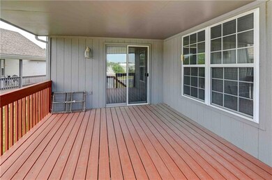 418 NW Wimbleton Ct, Blue Springs, MO 64014 - photo 6