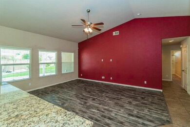 6755 E Andrews Ave, Fresno, CA 93727 - photo 6