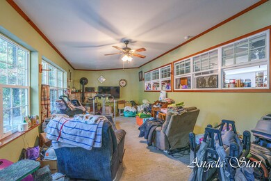 2282 Maple-7