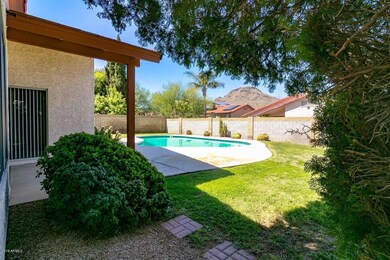 1838 E Hearn Rd-24
