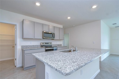 9176 Forge Breeze Loop, Wesley Chapel, FL 33545 - photo 7