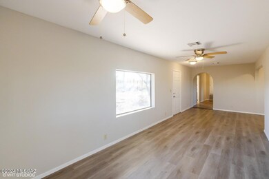 Entrance / Living Room