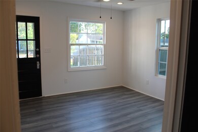 229 Neyland St unit A, Houston, TX 77022 - photo 4