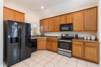 958 Jennifer St, Alvin, TX 77511 - photo 3