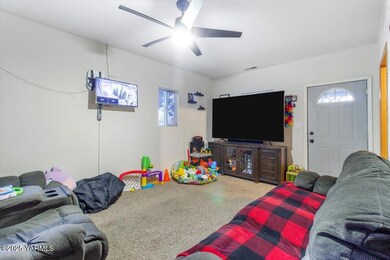 09-711 N 4th St-042