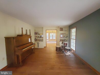 8617 Creek Ct, White Plains, MD 20695 - photo 4