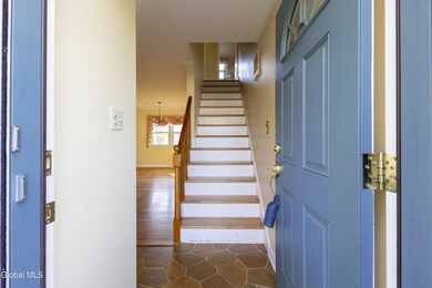 18 Richland Dr, Schenectady, NY 12302 - photo 4