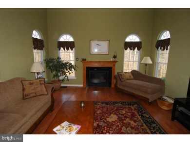 13 Nancy Cir, Reading, PA 19606 - photo 3