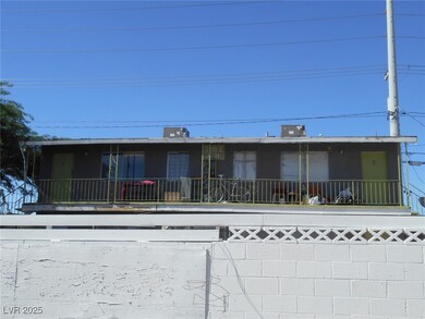 5104 Pebble Beach Blvd, Las Vegas, NV 89108 - photo 2