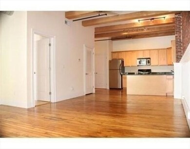 61 Market St unit 3C, Lowell, MA 01852 - photo 3