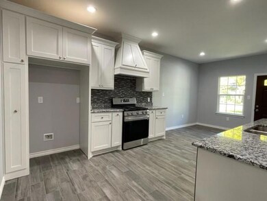 706 E Belknap St, Ennis, TX 75119 - photo 7